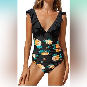 NWT Cupshe one piece